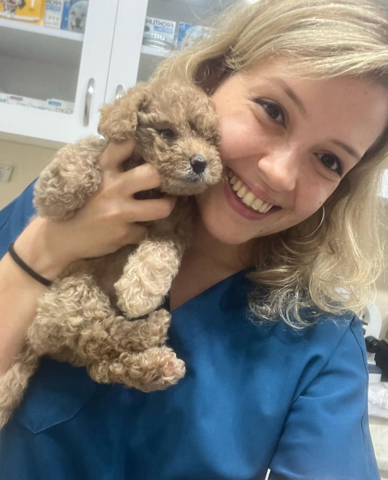 Vet. Hek. Beste Irem - Klinik Sahibi ve Baş Veteriner Hekim, Bakırköy